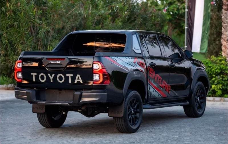 2019 Toyota Hilux GLX thumbnail 7