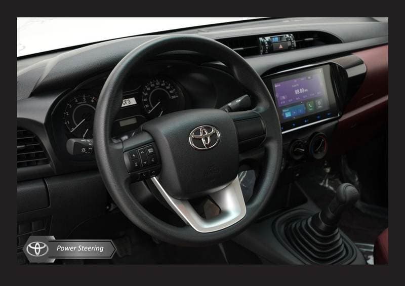 2026 Toyota Hilux GL thumbnail 5