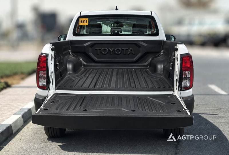 2026 Toyota Hilux DX thumbnail 5