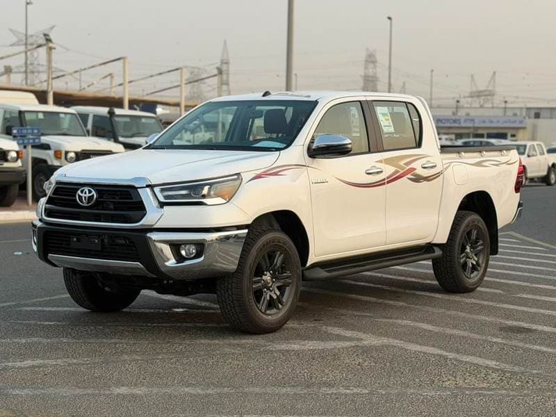 2026 Toyota Hilux GLX thumbnail 3