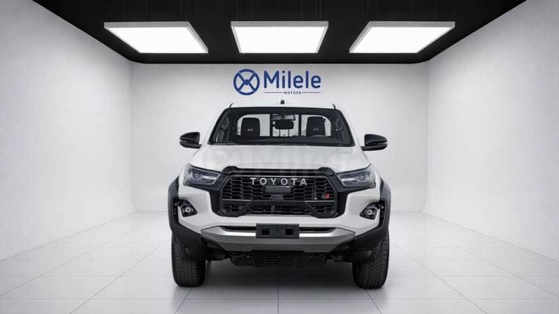 2026 Toyota Hilux GR SPORT thumbnail 2