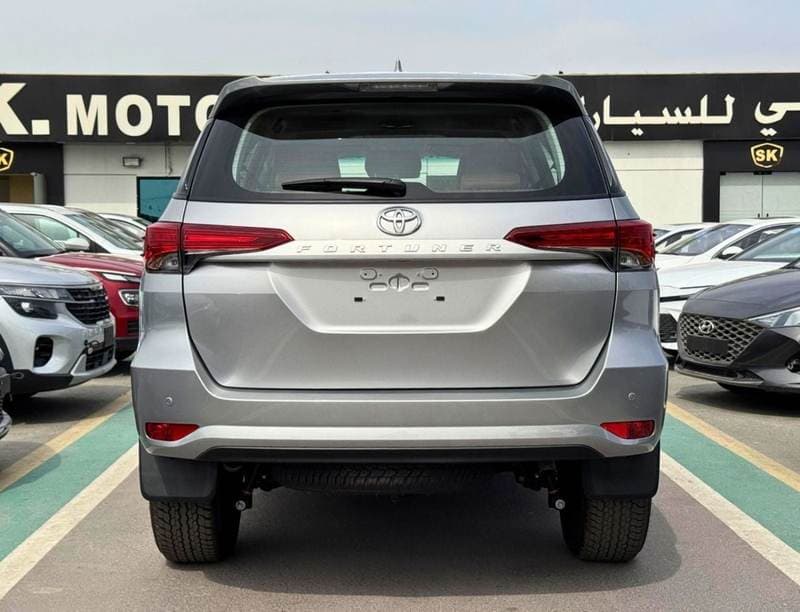 2026 Toyota Fortuner EXR thumbnail 3