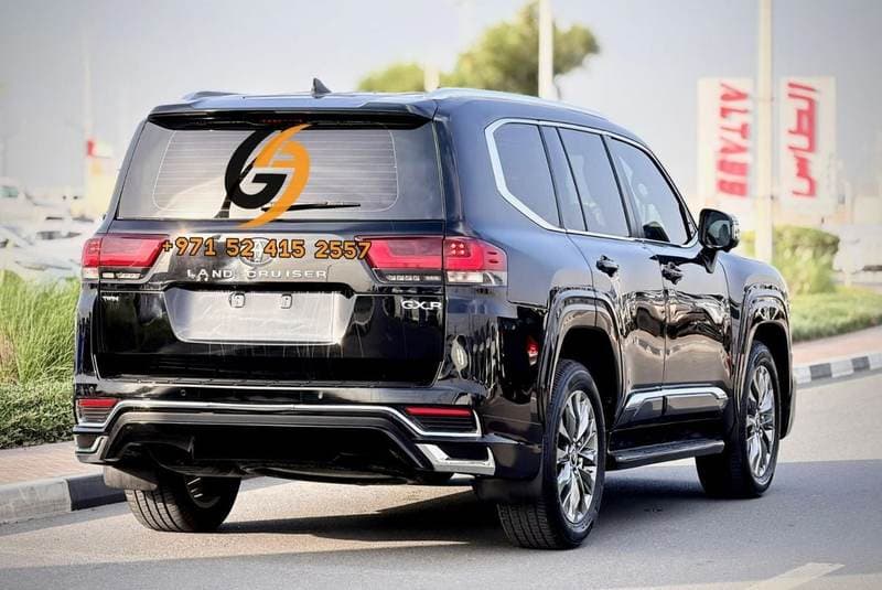 2022 Toyota Land Cruiser GXR V thumbnail 4