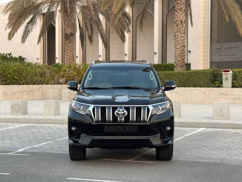 2018 Toyota Prado VXR thumbnail 4