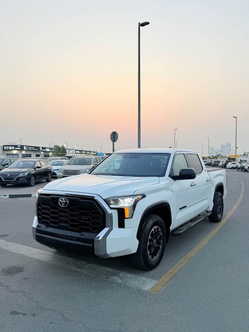 2024 Toyota Tundra SR thumbnail 2