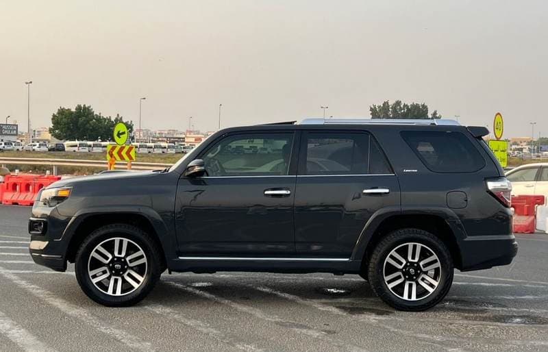 2024 Toyota 4Runner thumbnail 8