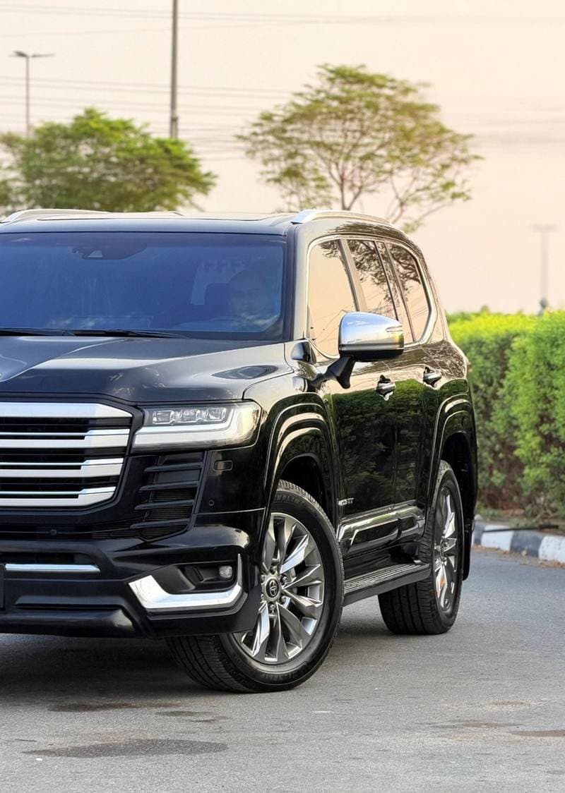 2022 Toyota Land Cruiser VXR thumbnail 8