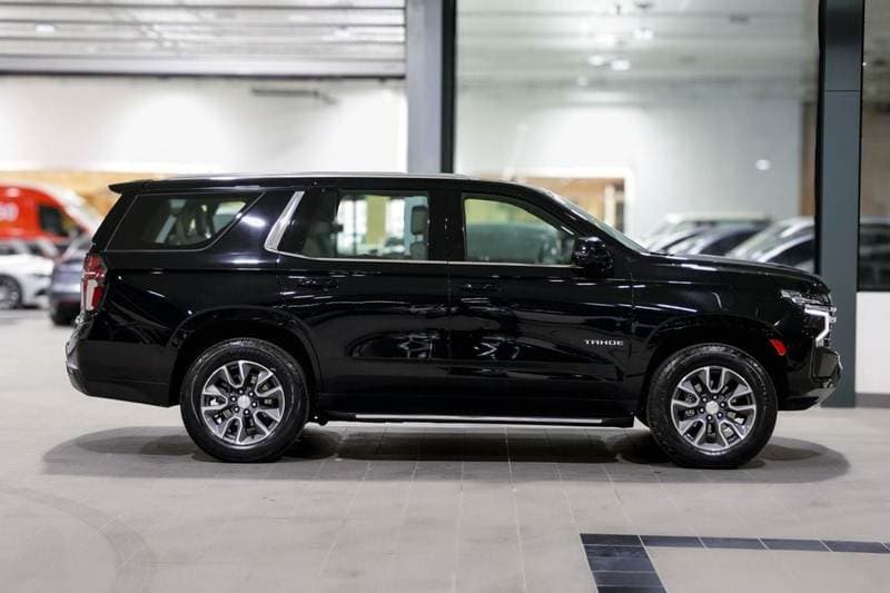 2024 Chevrolet Tahoe LT thumbnail 6