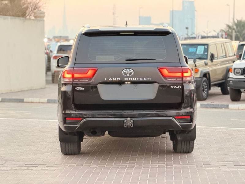 2023 Toyota Land Cruiser VXR thumbnail 7