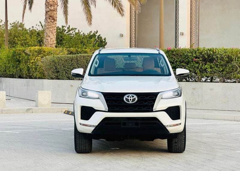 2022 Toyota Fortuner EXR thumbnail 8