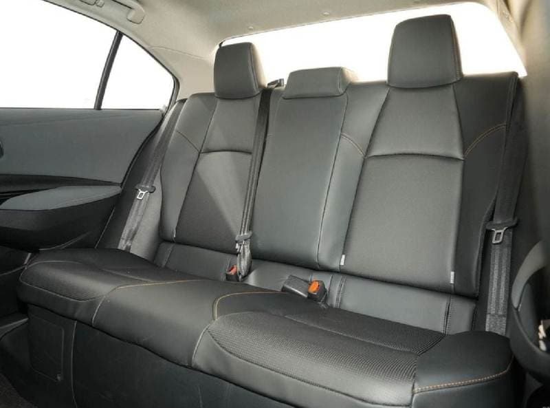 2026 Toyota Corolla XLI HEV thumbnail 4
