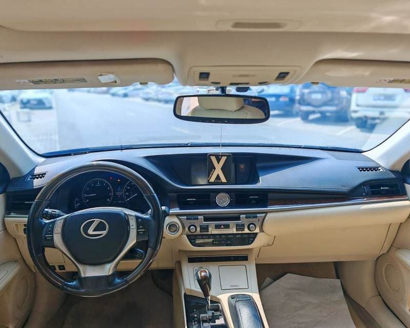 2015 Lexus ES350 PLATINUM thumbnail 6