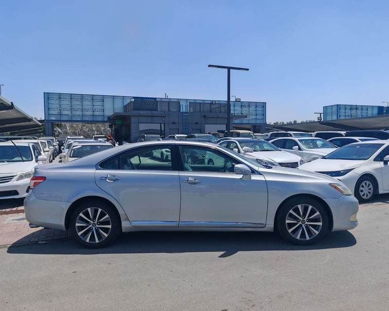 2011 Lexus ES350 BASE thumbnail 6