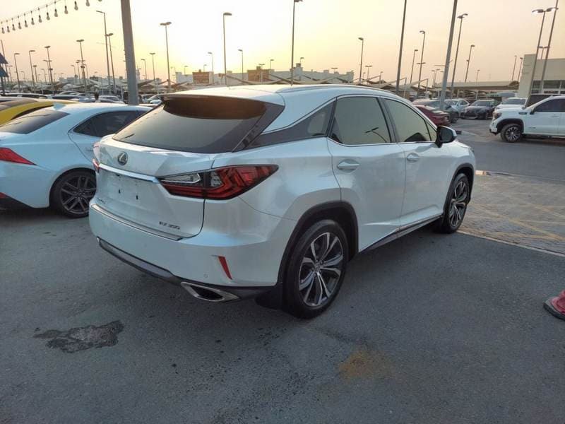 2016 Lexus RX350 PLATINUM thumbnail 3