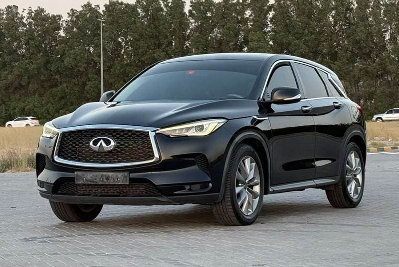 2021 Infiniti QX50 LUXE thumbnail 3