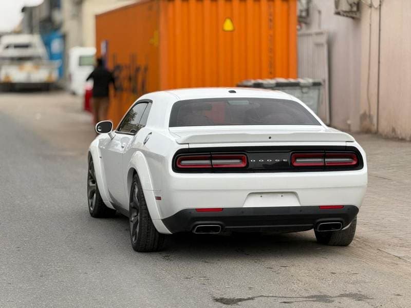 2019 Dodge Challenger R/T thumbnail 2