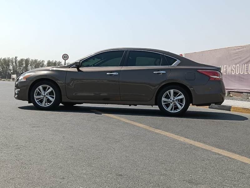 2013 Nissan Altima SL thumbnail 7