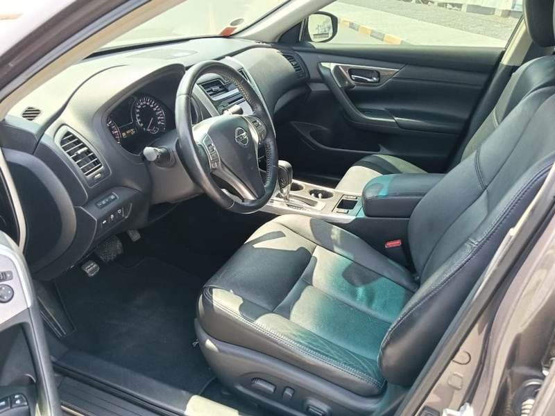 2013 Nissan Altima SL thumbnail 8