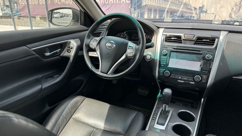 2014 Nissan Altima SL thumbnail 7