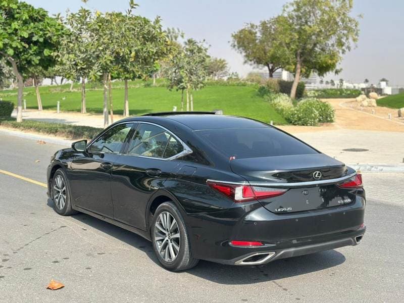 2019 Lexus ES350 PREMIER thumbnail 4