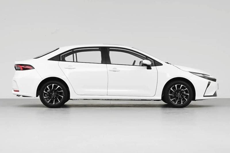 2025 Toyota Corolla XLI EXECUTIVE HEV thumbnail 3