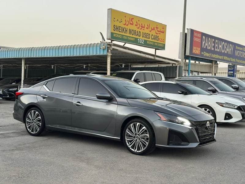 2024 Nissan Altima SL thumbnail 3