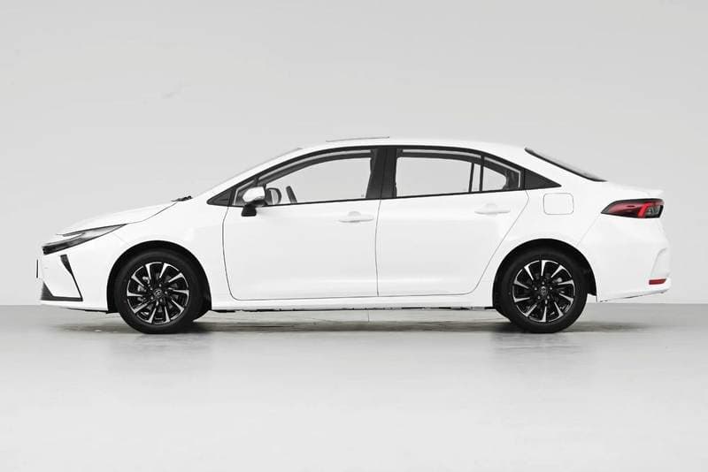 2025 Toyota Corolla XLI EXECUTIVE HEV thumbnail 5