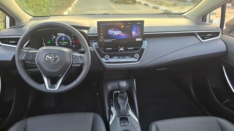 2025 Toyota Corolla XLI EXECUTIVE HEV thumbnail 8