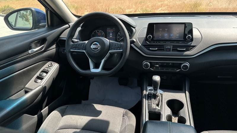 2022 Nissan Altima SV thumbnail 5
