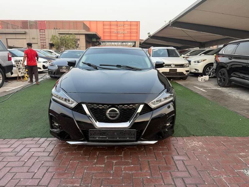 2019 Nissan Maxima SL thumbnail 4