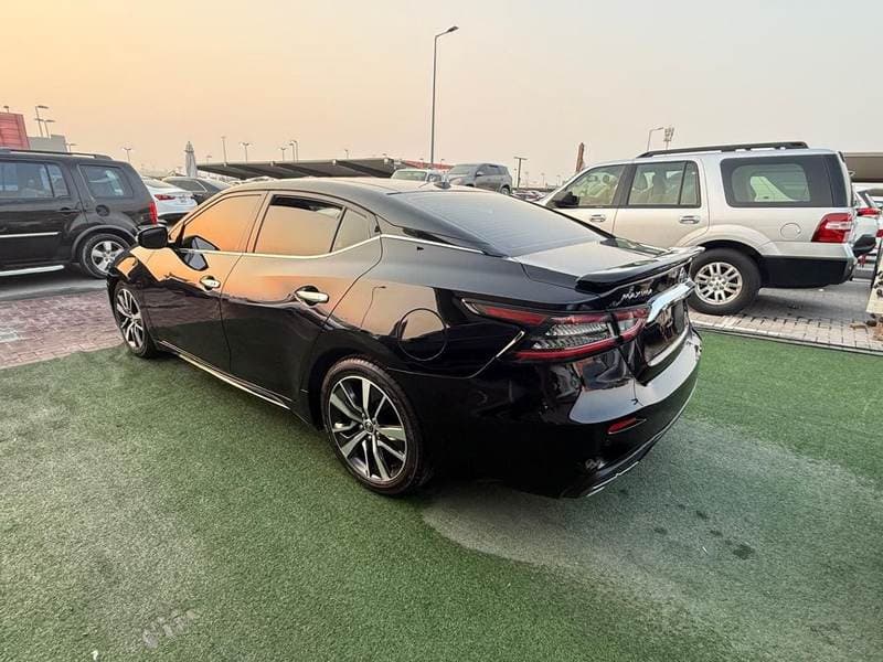 2019 Nissan Maxima SL thumbnail 7