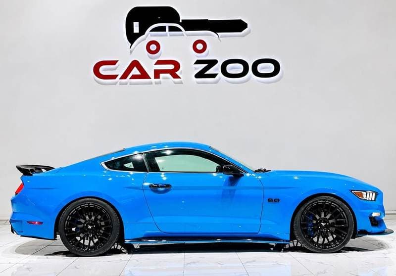 2017 Ford Mustang PREMIUM thumbnail 4