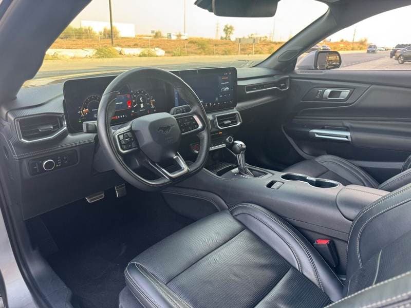 2024 Ford Mustang PREMIUM thumbnail 7