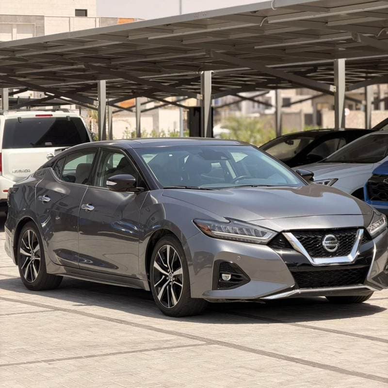 2022 Nissan Maxima SL thumbnail 3