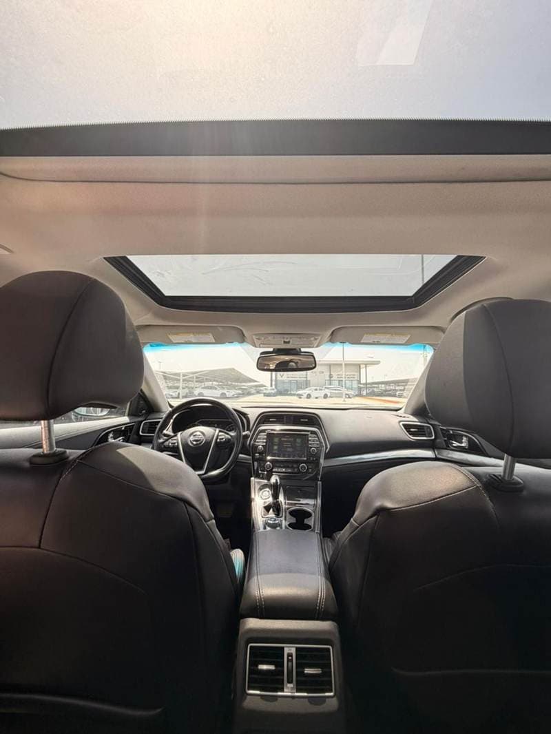 2022 Nissan Maxima SL thumbnail 8