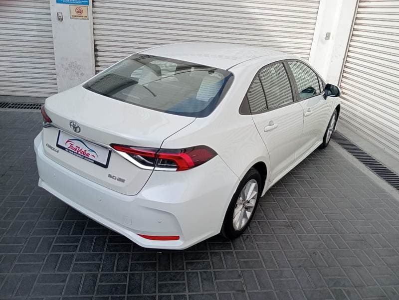 2021 Toyota Corolla XLI thumbnail 4