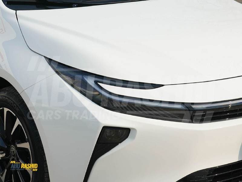 2026 Toyota Corolla XLI HEV thumbnail 5