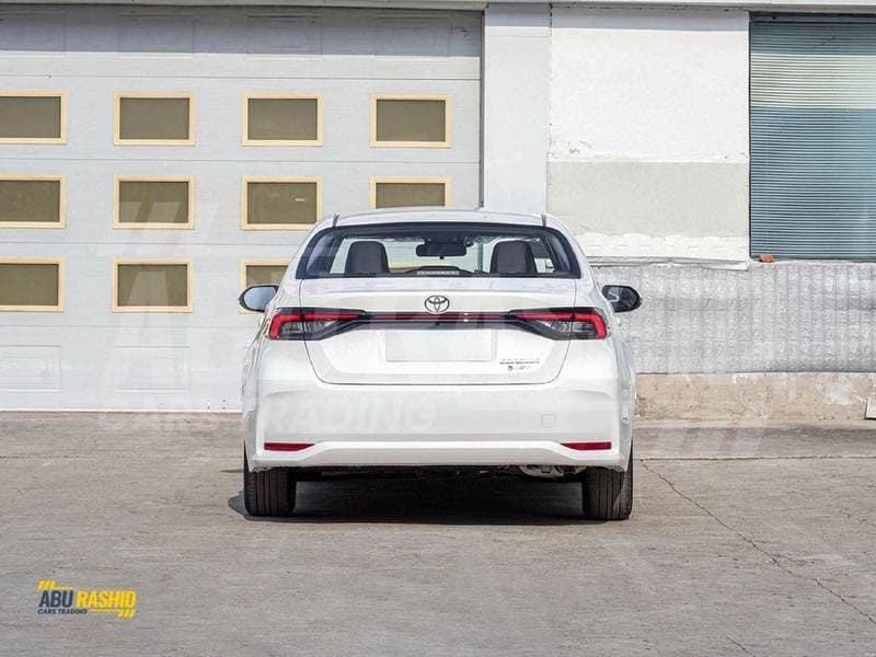 2026 Toyota Corolla XLI HEV thumbnail 2