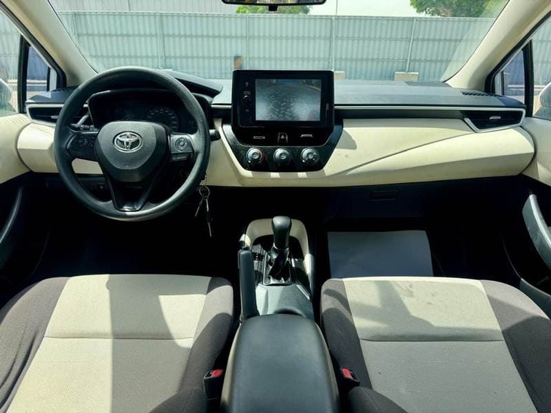 2024 Toyota Corolla XLI thumbnail 8