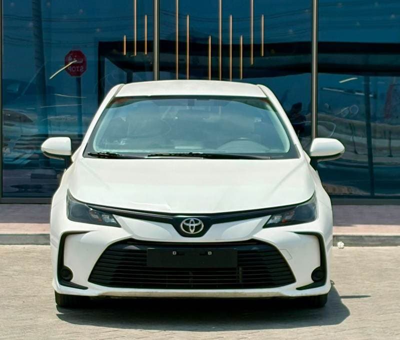 2022 Toyota Corolla XLI thumbnail 3