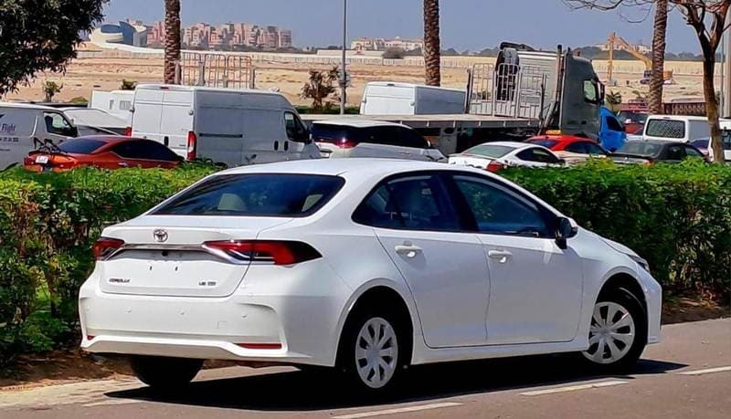 2023 Toyota Corolla XLI thumbnail 5