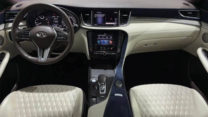2021 Infiniti QX50 LUXE thumbnail 7
