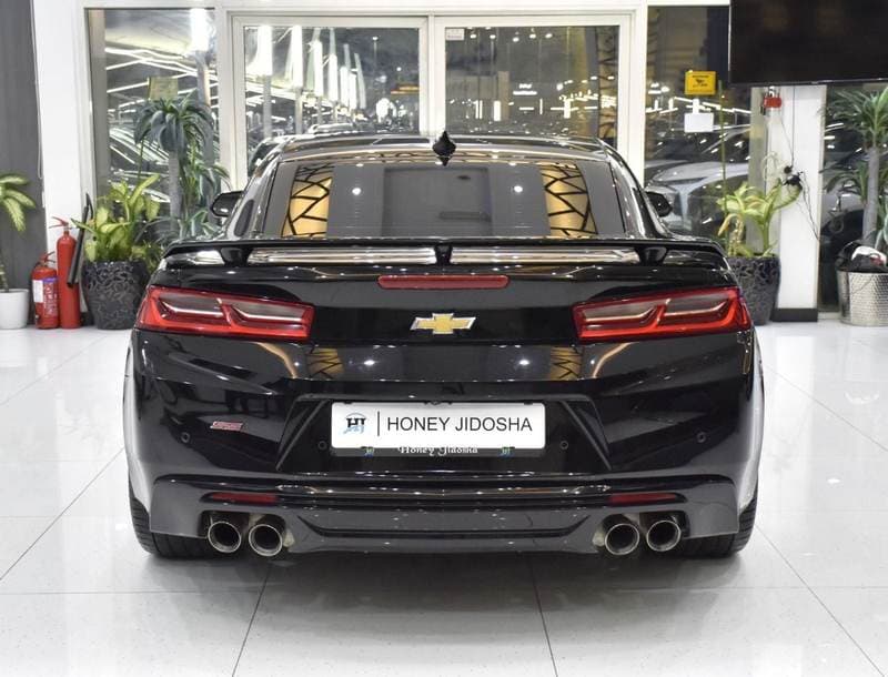 2017 Chevrolet Camaro SS thumbnail 5