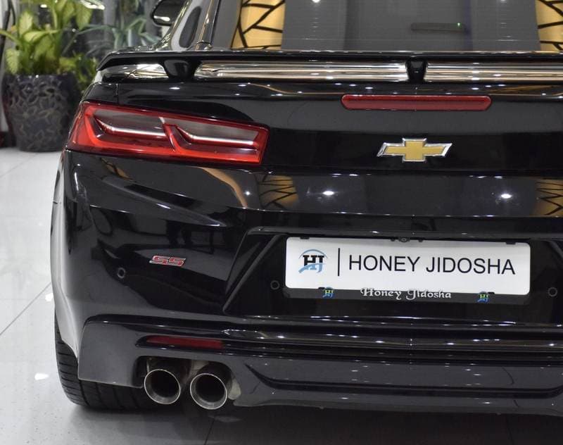 2017 Chevrolet Camaro SS thumbnail 8