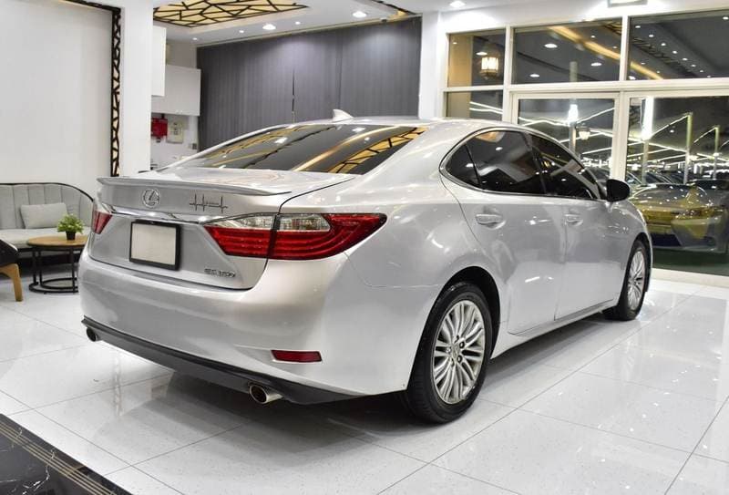 2015 Lexus ES350 PLATINUM thumbnail 6