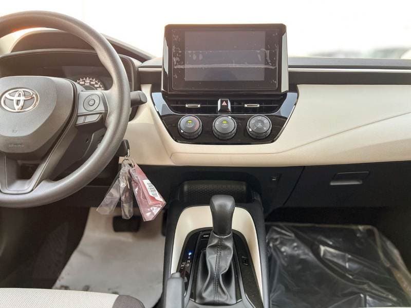 2025 Toyota Corolla XLI thumbnail 8