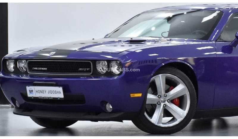 2010 Dodge Challenger SRT8 thumbnail 5