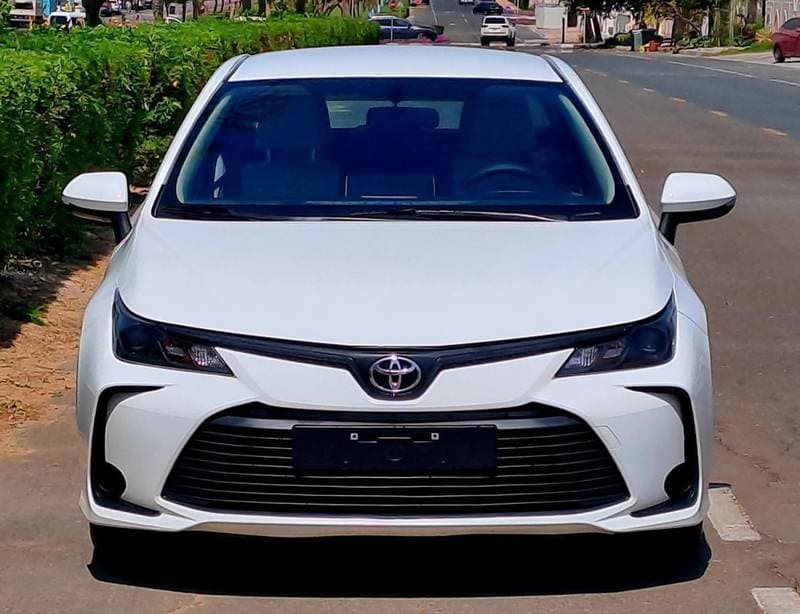 2021 Toyota Corolla XLI thumbnail 3