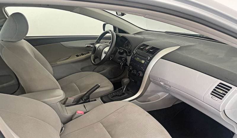 2013 Toyota Corolla XLI thumbnail 7