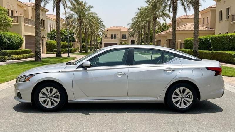 2023 Nissan Altima S thumbnail 5